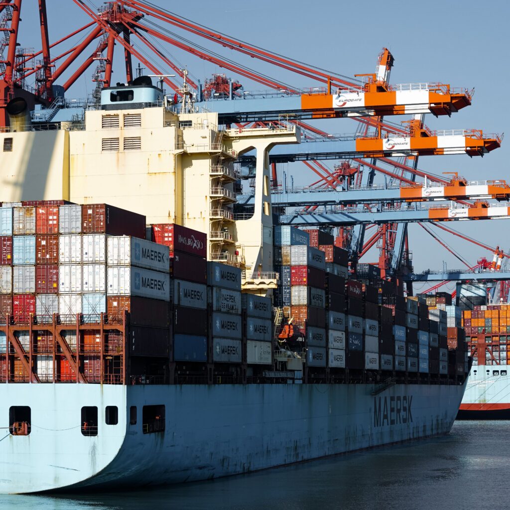 shipping square